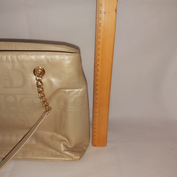 DUE FRATELLI genuine leather Made in Canada purse - Picture 7 of 8